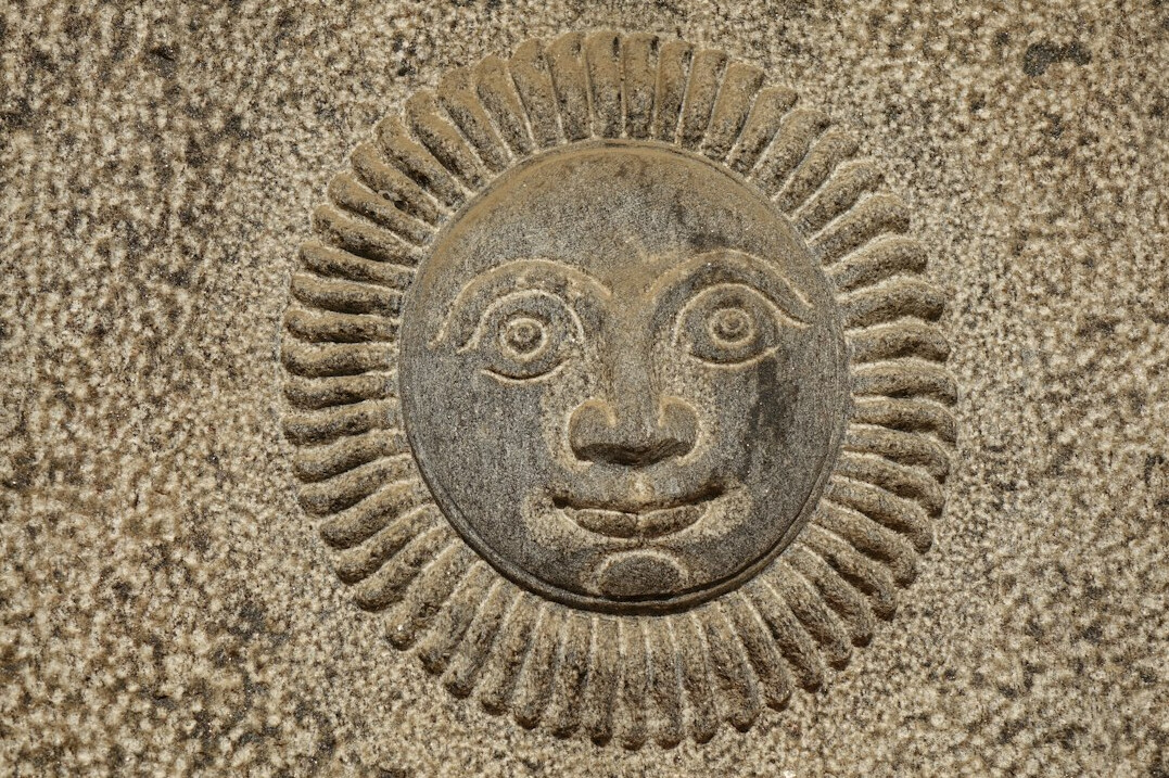 mayan calendar stone